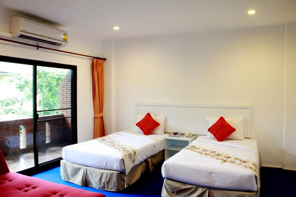 Nim See Seng Hotel Chiang Mai Room photo